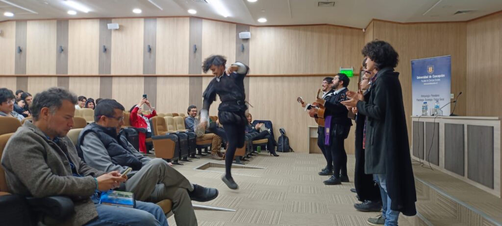 La Facultad de Ciencias Sociales da la bienvenida a sus nuevos ...