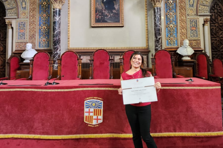 Profesora de Trabajo Social UdeC recibe Premio Extraordinario de Doctorado de la Universidad de Barcelona