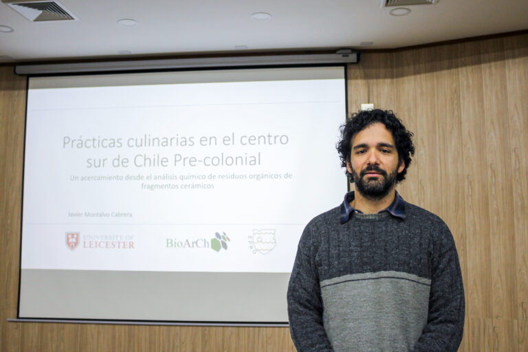 Charla en Antropología UdeC abordó prácticas culinarias de comunidades prehispánicas desde la arqueología molecular 
