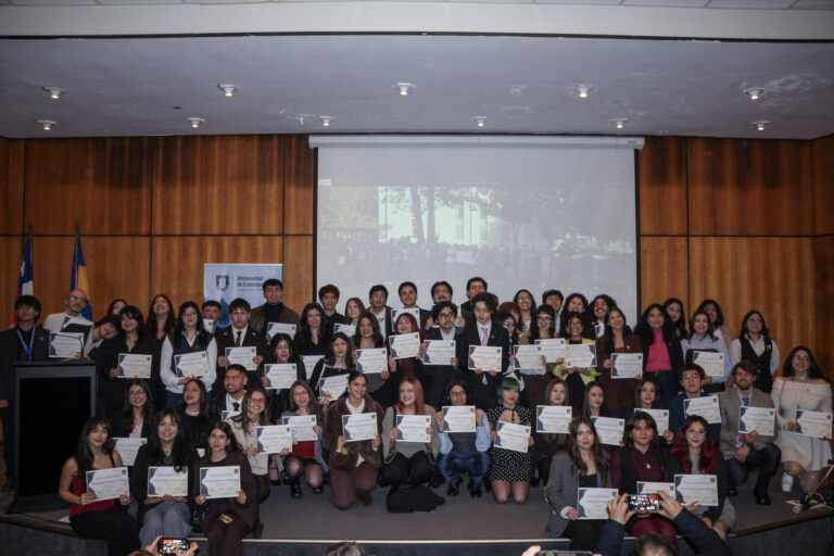 Generación 2024 de Psicología UdeC conmemora el cierre de la primera mitad de su formación