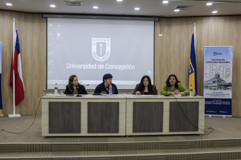 Seminario en Trabajo Social UdeC reflexionó sobre derechos, salud y memoria LGBTIAQNB+ en Chile